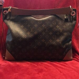 GREAT PRICE!!! LOUIS VUITTON BERRI MM BAG!!